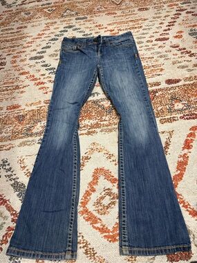 Aeropostale Women's Blue Flared Jeans - Vintage Wash
